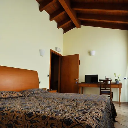 Inn Baraca *